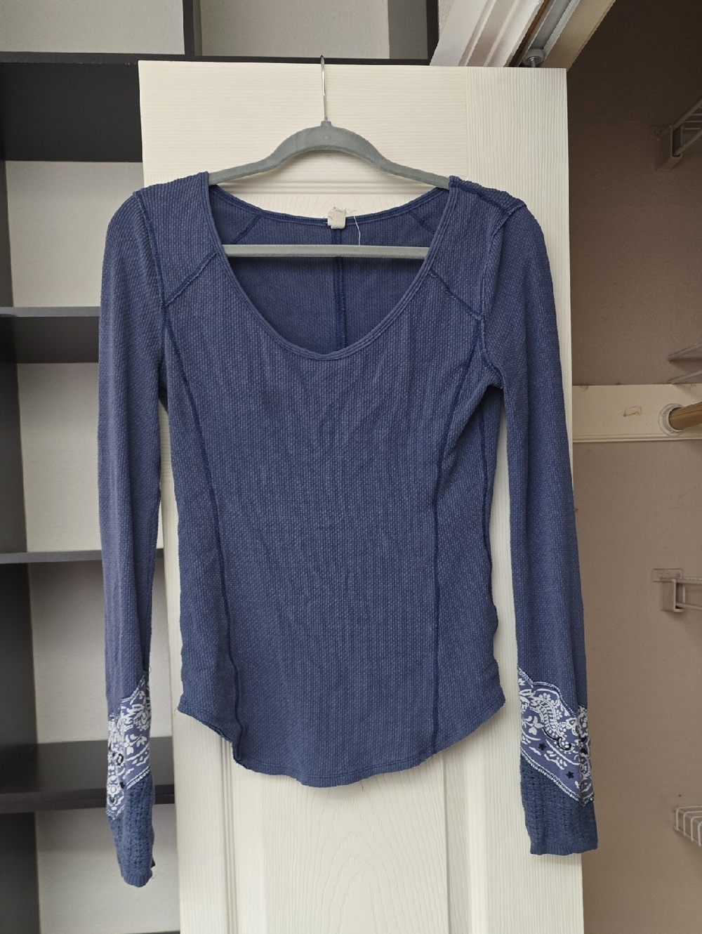 Free People Navy Scoop Neck Thermal Long Sleeve Top with Cuff Print
